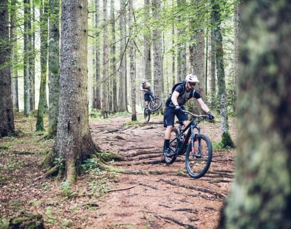 Bike-Park-Pohorje-downhill-kolesarski-paket-Pohorje-Village-Wellness-Spa-Resort